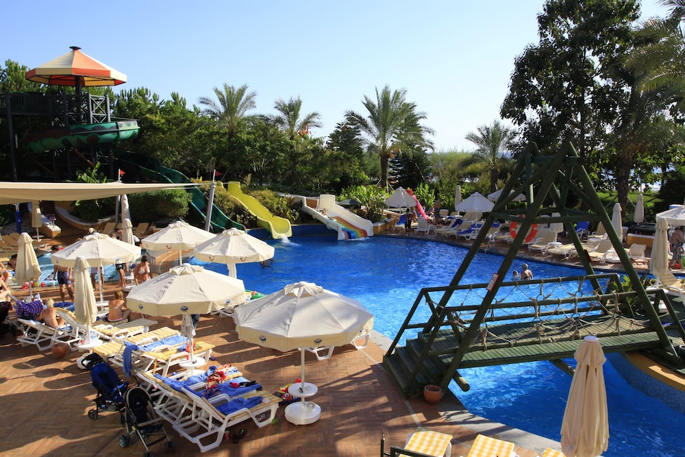 AQI Pegasos Royal - All inclusive — Attractions for children in Avsallar