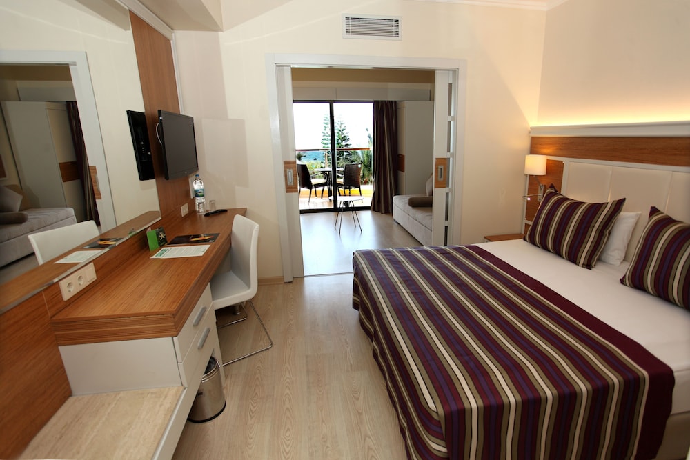 AQI Pegasos Royal - All inclusive — Hotel rooms in Avsallar