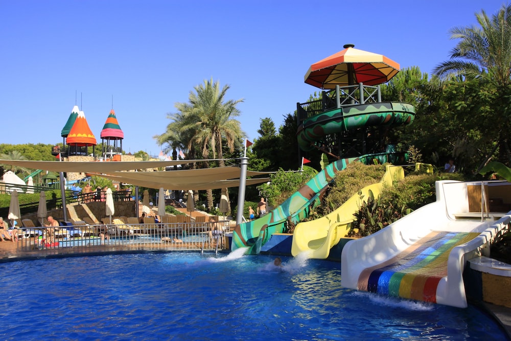 AQI Pegasos Royal - All inclusive — Swimming pool in Avsallar