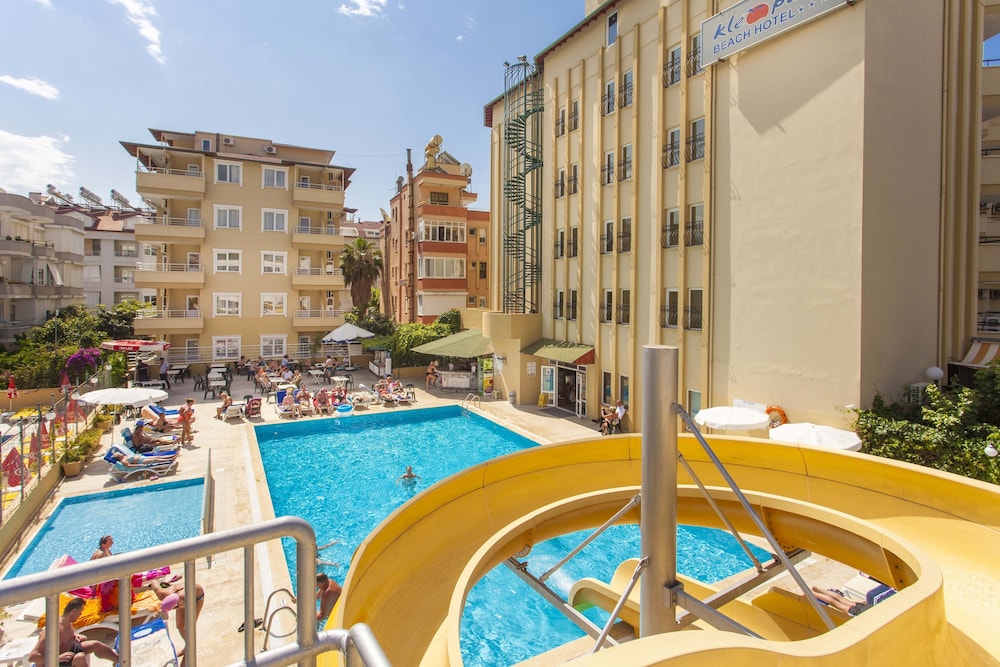 Kleopatra Beach Hotel - All Inclusive — Swimming pool in Alanya