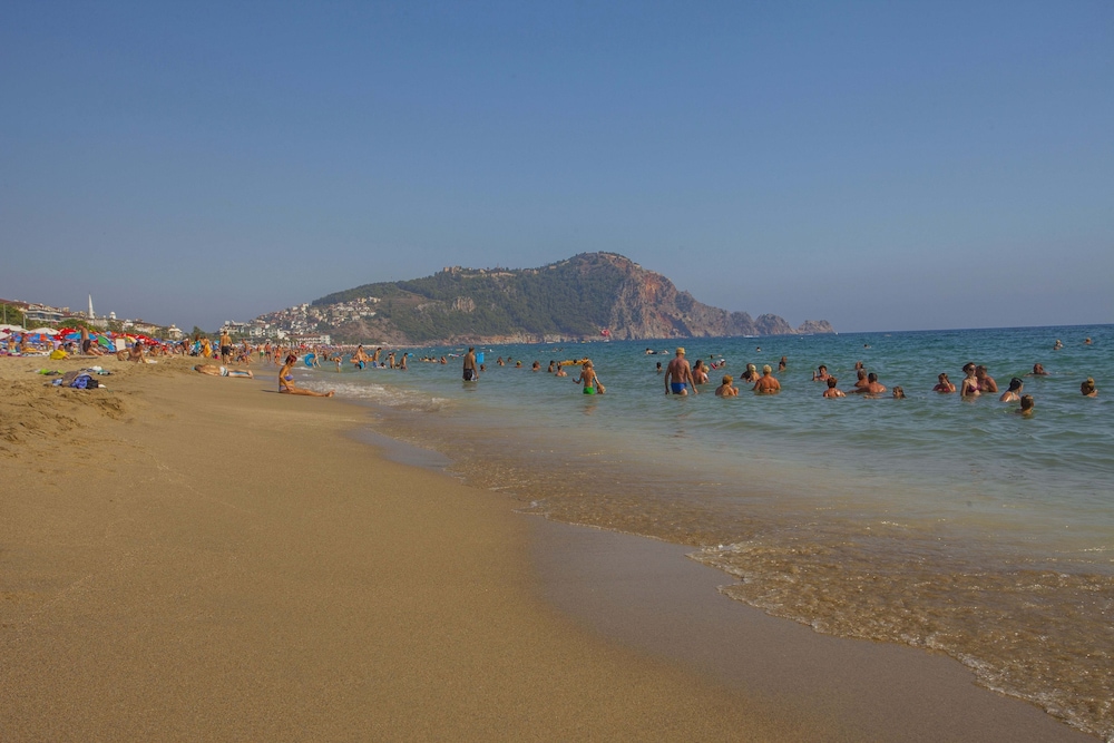 Kleopatra Beach Hotel - All Inclusive — Beach in Alanya