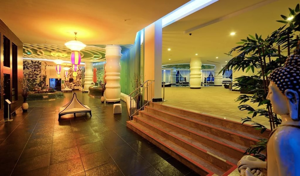 Vikingen Infinity Resort & Spa - All Inclusive — Facilities in Alanya