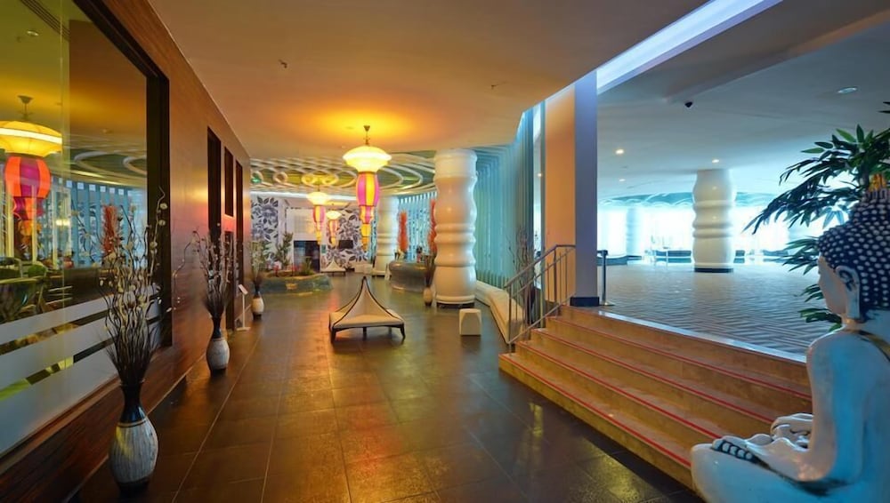 Vikingen Infinity Resort & Spa - All Inclusive — Facilities in Alanya