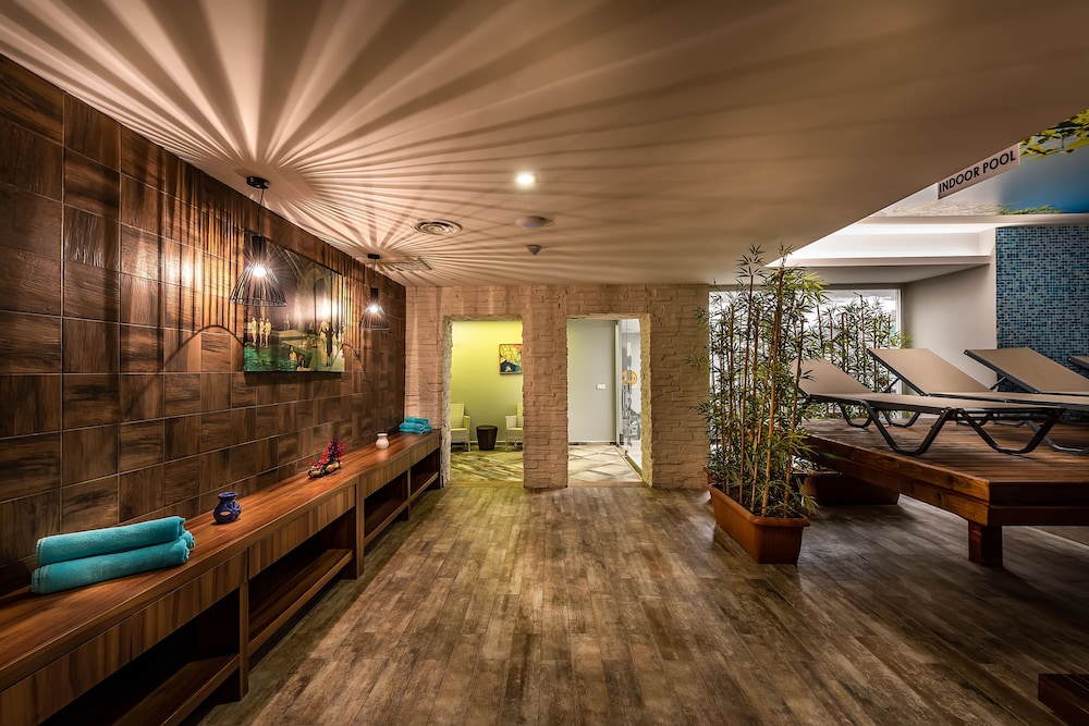 White City Beach - Adults Only — Spa in Alanya