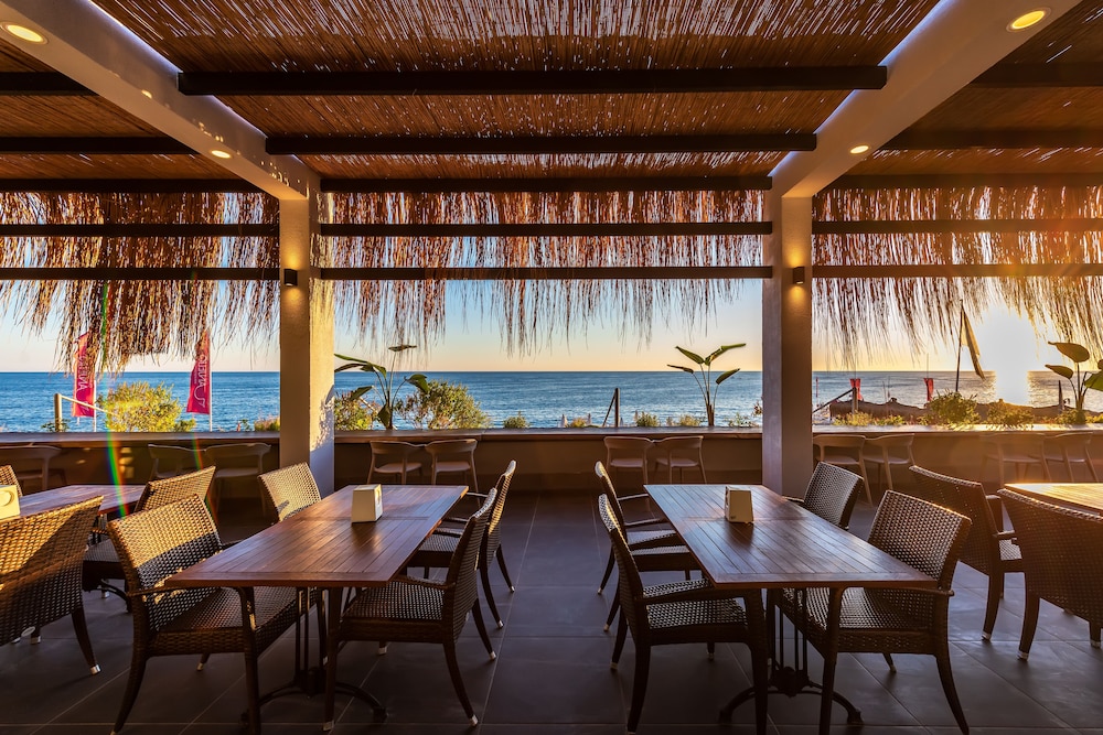 White City Beach - Adults Only — Restaurant & bars in Alanya