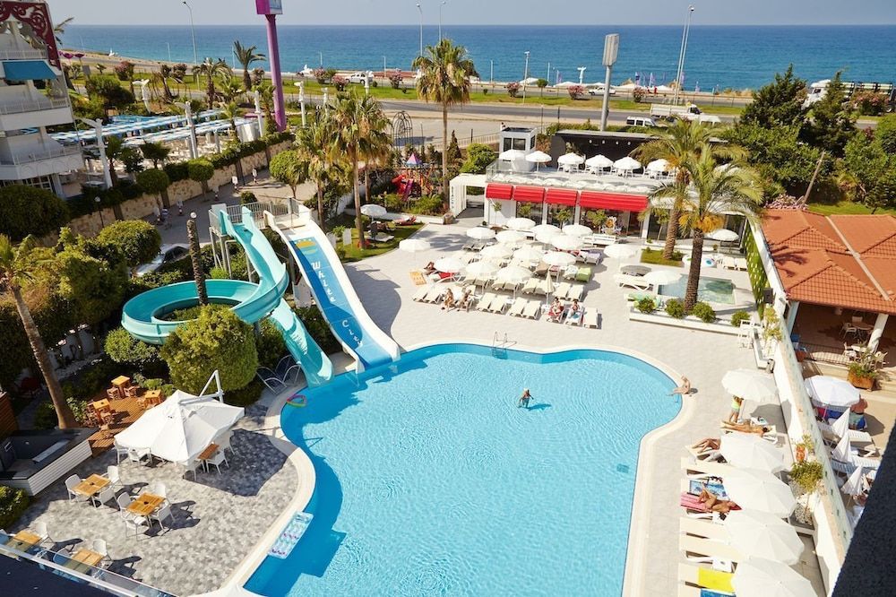 White City Beach - Adults Only