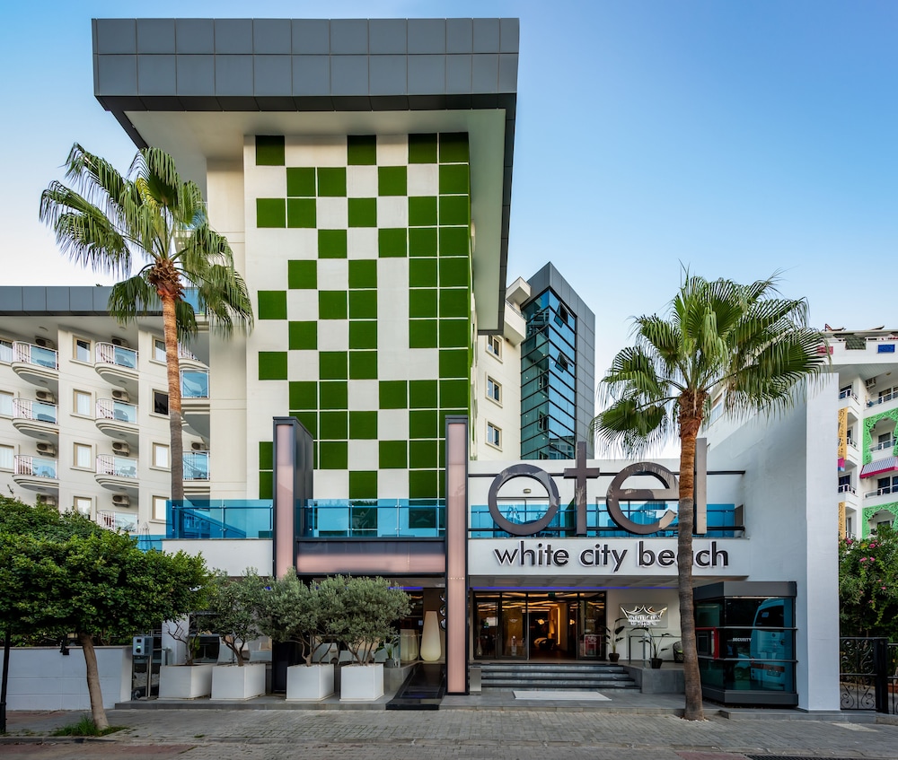 White City Beach - Adults Only — Hotel building in Alanya