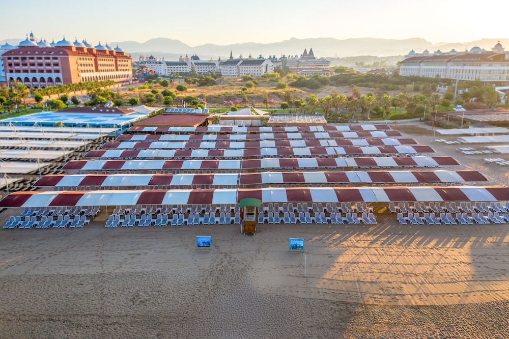 Side Royal Palace Hotel & Spa - All Inclusive — Beach in Side