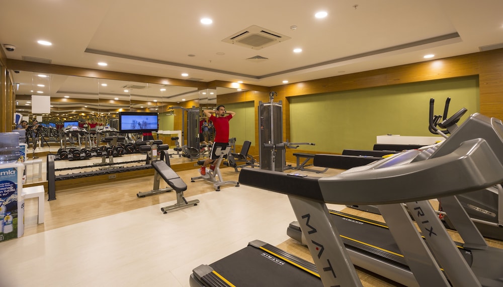 Side Royal Palace Hotel & Spa - All Inclusive — Sports & recreation in Side