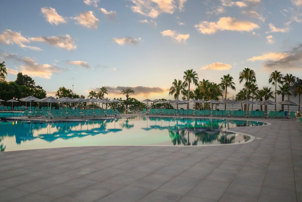 Arcanus Hotels Sorgun - All Inclusive — Pool in Side