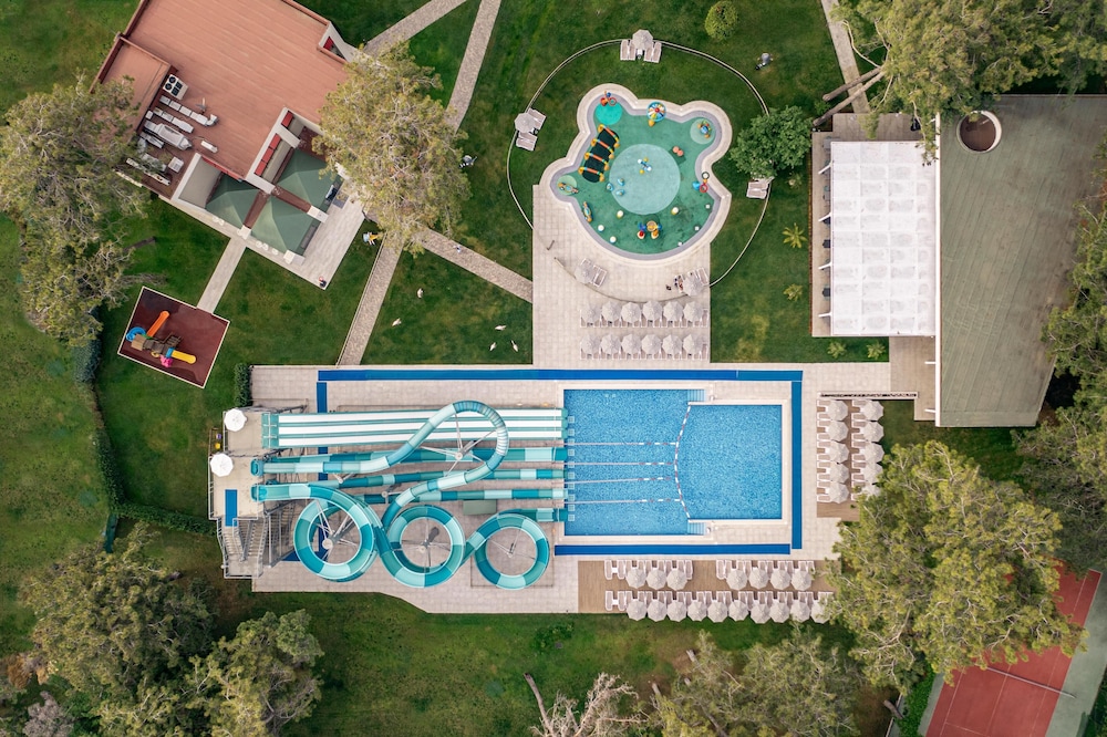 Arcanus Hotels Sorgun - All Inclusive — Pool in Side