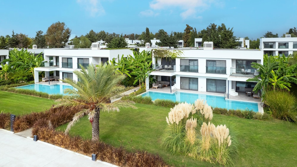 Paloma Finesse All Inclusive — Hotel building in Side