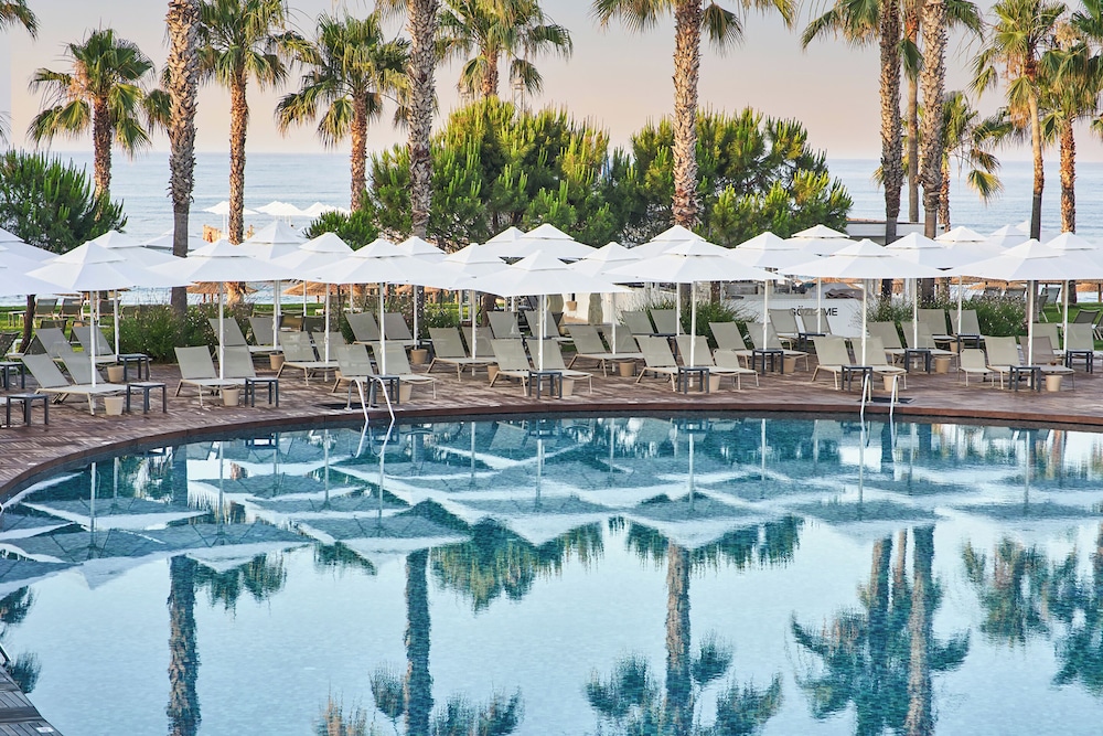 Voyage Sorgun — Swimming pool in Side