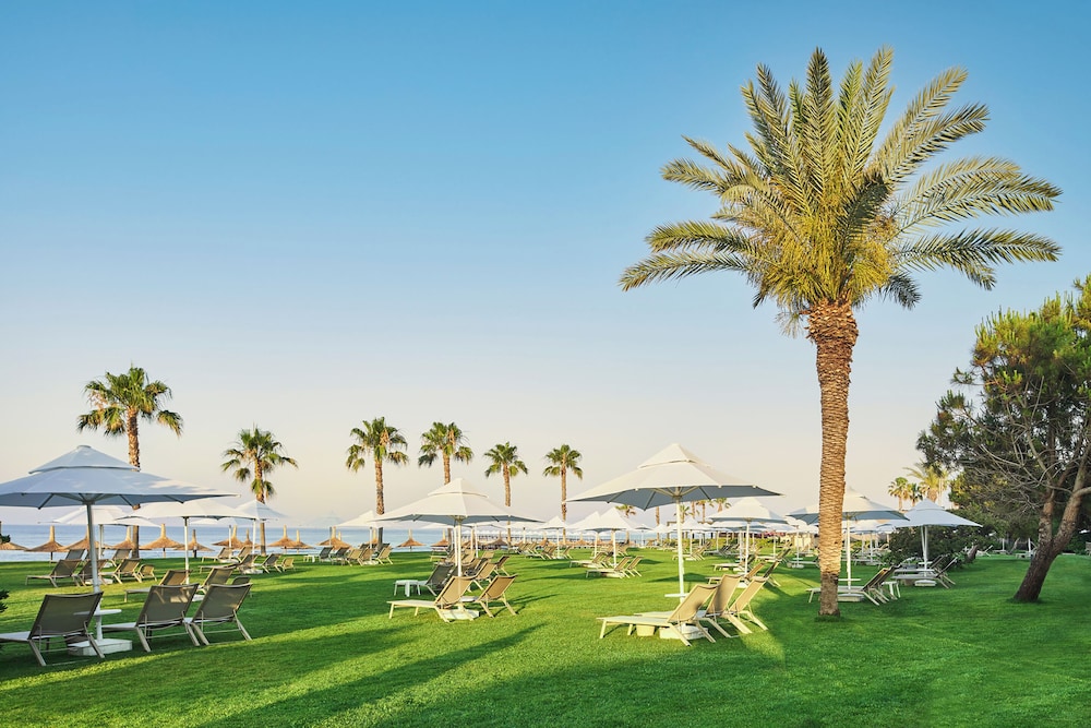 Voyage Sorgun — Beach in Side