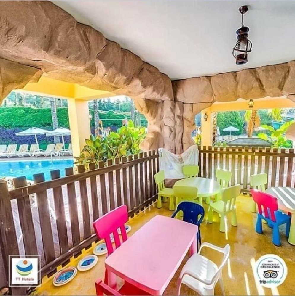 AQI Pegasos Club - All Inclusive — Restaurant & bars in Avsallar