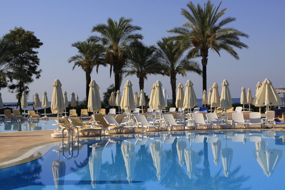 AQI Pegasos Club - All Inclusive — Swimming pool in Avsallar