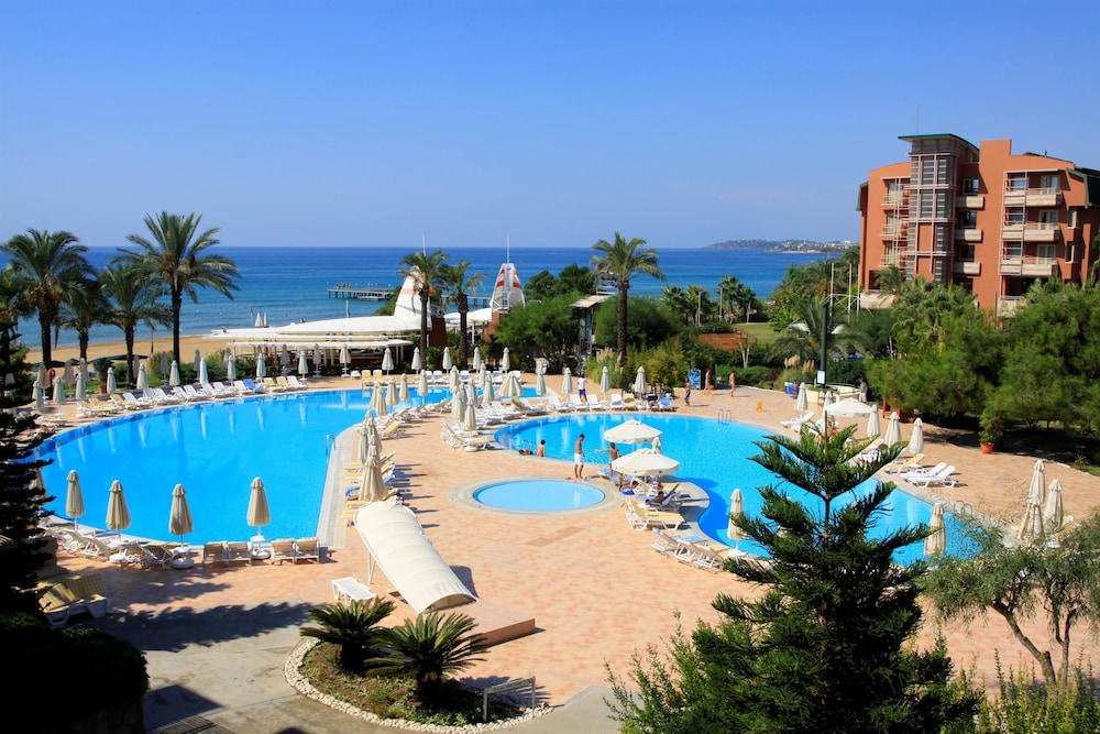 AQI Pegasos Club - All Inclusive — Swimming pool in Avsallar