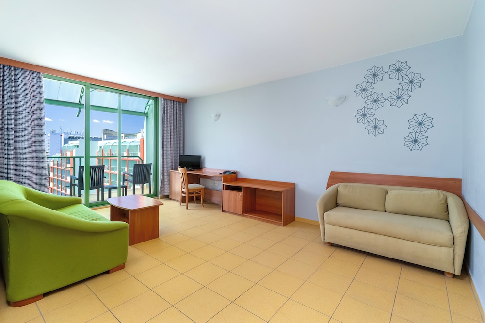 MPM Kalina Garden Hotel — Hotel rooms in Sunny Beach, Burgas Region