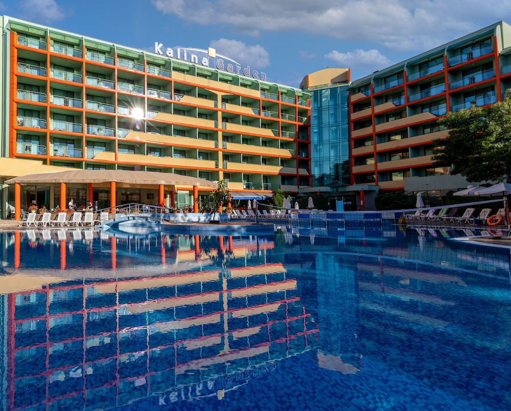 MPM Kalina Garden Hotel — Swimming pool in Sunny Beach, Burgas Region