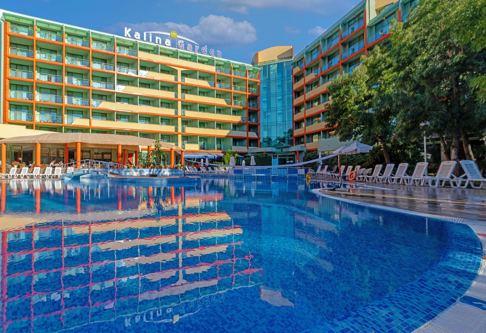 MPM Kalina Garden Hotel — Swimming pool in Sunny Beach, Burgas Region