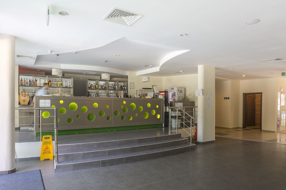 MPM Kalina Garden Hotel — Restaurant & bars in Sunny Beach, Burgas Region