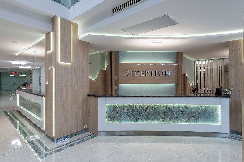 Sentido Hotel Neptun Beach - All inclusive — Hotel building in Sunny Beach, Burgas Region