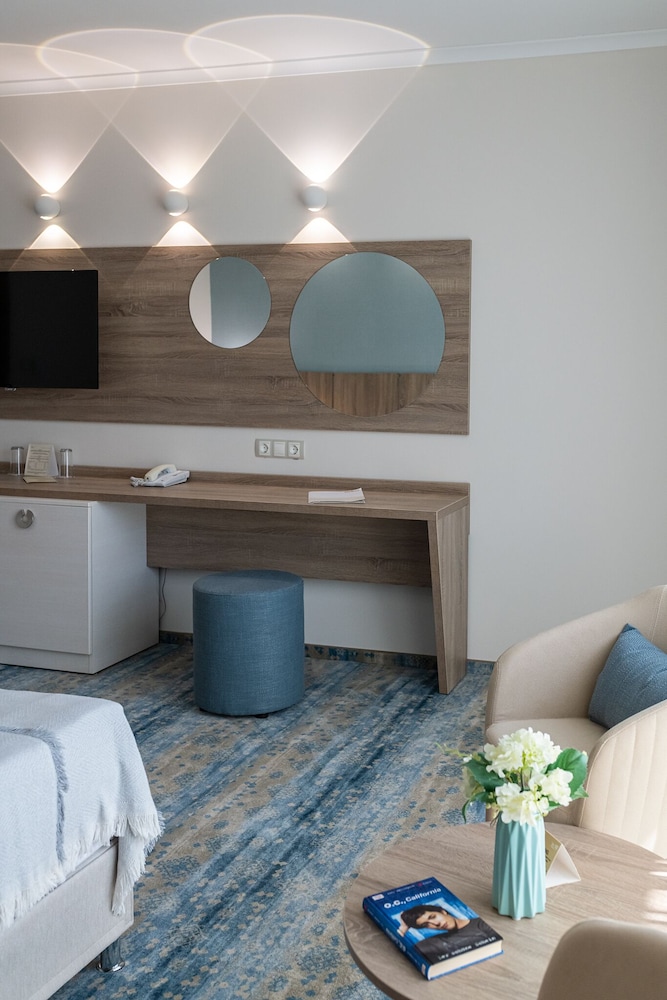 Sentido Hotel Neptun Beach - All inclusive — Hotel rooms in Sunny Beach, Burgas Region