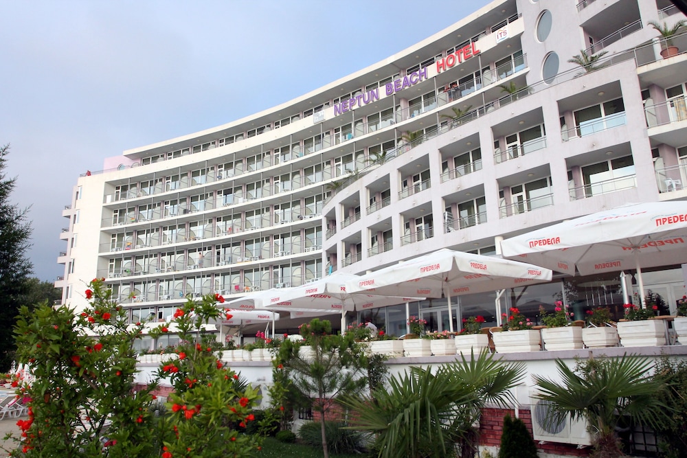 Sentido Hotel Neptun Beach - All inclusive — Hotel building in Sunny Beach, Burgas Region