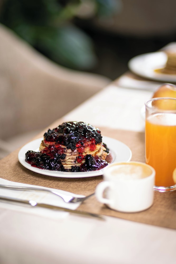 Rome Palace Deluxe — Restaurant & bars in Sunny Beach, Burgas Region