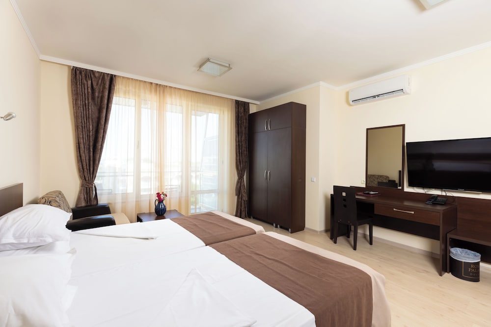 Rome Palace Deluxe — Hotel rooms in Sunny Beach, Burgas Region
