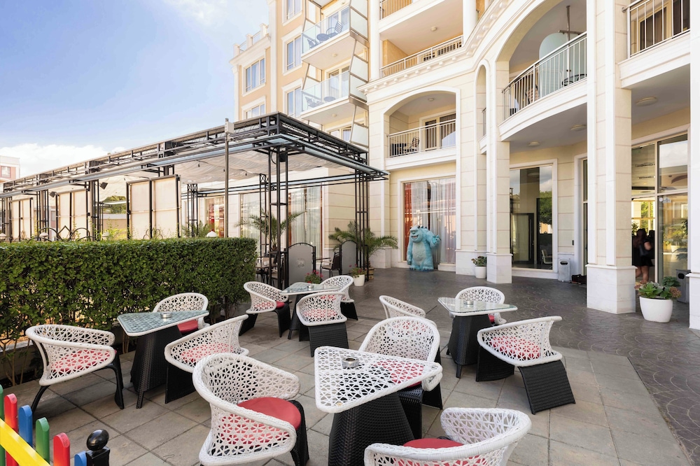 Rome Palace Deluxe — Restaurant & bars in Sunny Beach, Burgas Region