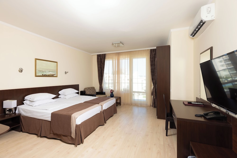 Rome Palace Deluxe — Hotel rooms in Sunny Beach, Burgas Region