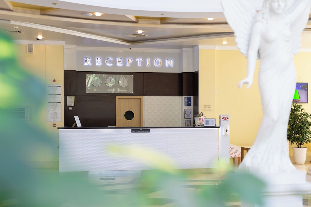 Rome Palace Deluxe — Hotel building in Sunny Beach, Burgas Region
