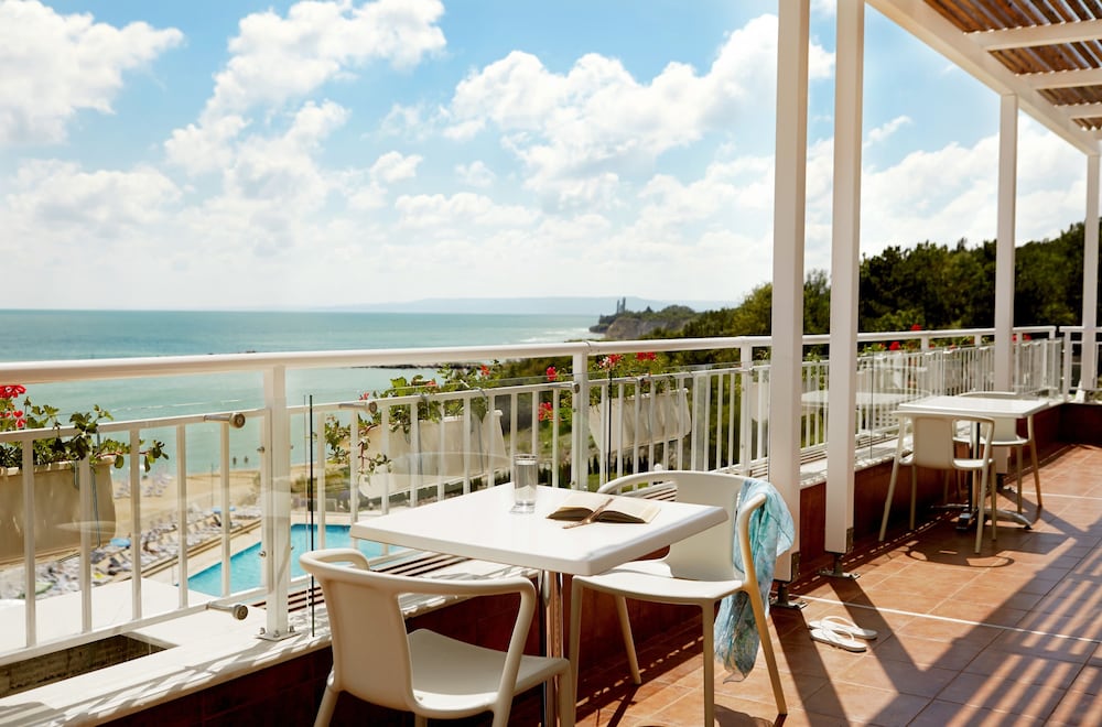 White Lagoon All Inclusive — Beach in Kavarna, Dobrich