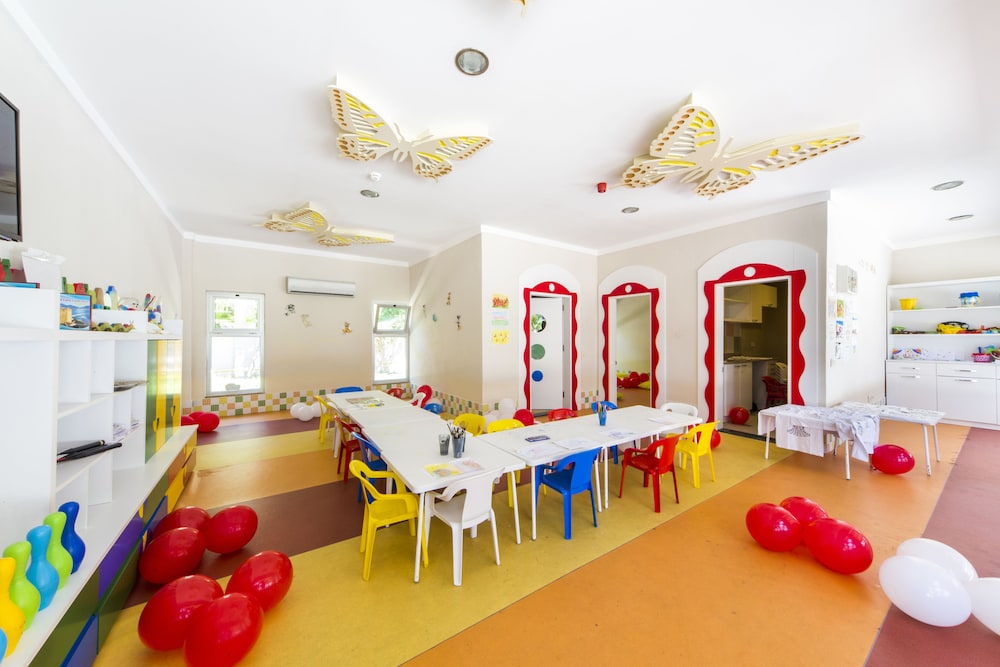 Dizalya Palm Garden - All Inclusive — Attractions for children in Alanya