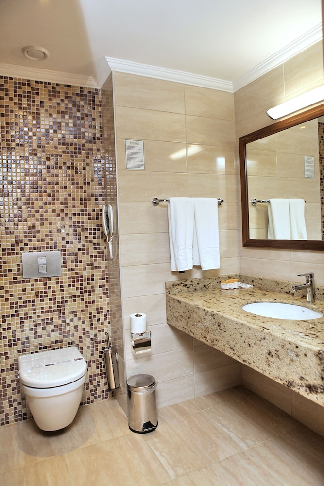 Dizalya Palm Garden - All Inclusive — Hotel rooms in Alanya
