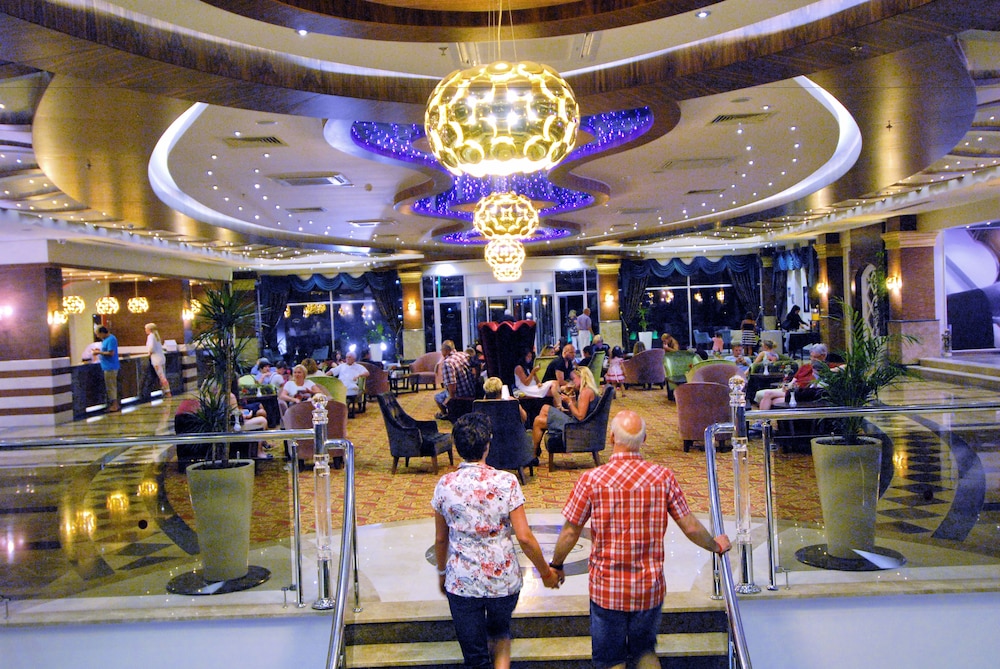 Dizalya Palm Garden - All Inclusive — Restaurant & bars in Alanya