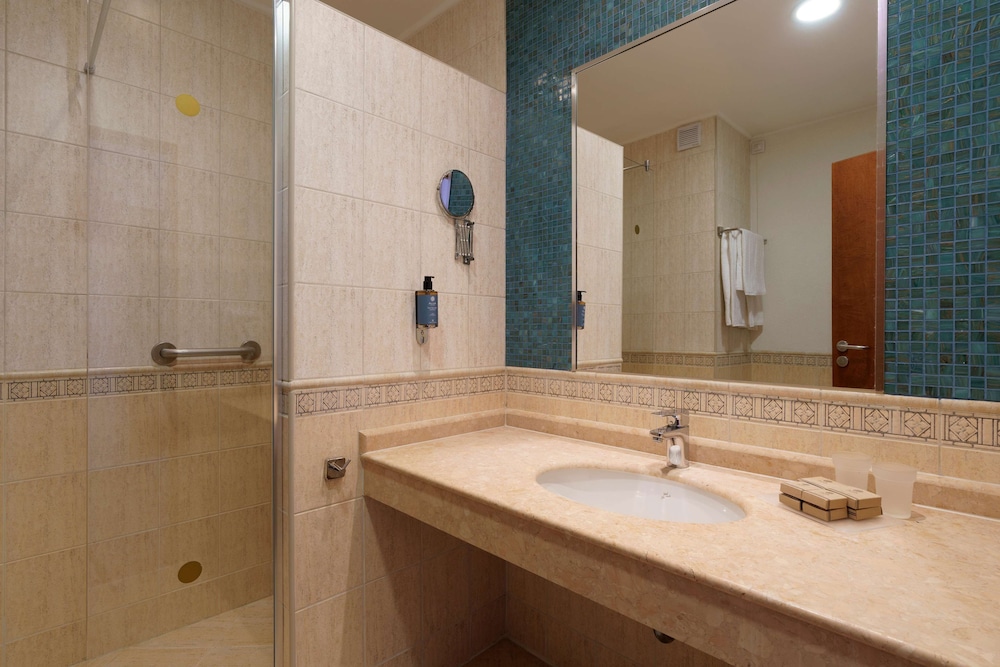 Alua Helios Bay- All Inclusive - Hyatt Inclusive Collection — Hotel rooms in Obzor, Burgas Region