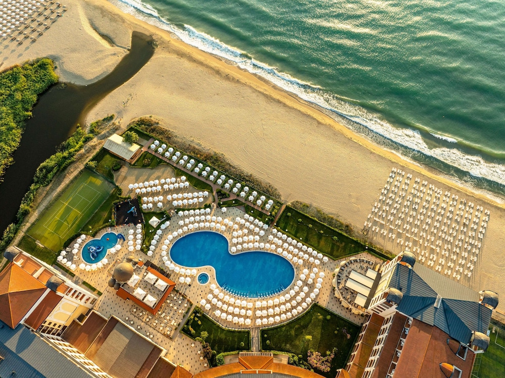 Alua Helios Bay- All Inclusive - Hyatt Inclusive Collection — Beach in Obzor, Burgas Region