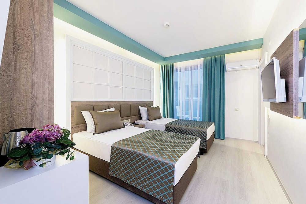 Kleopatra Life Hotel & SPA — Hotel rooms in Alanya