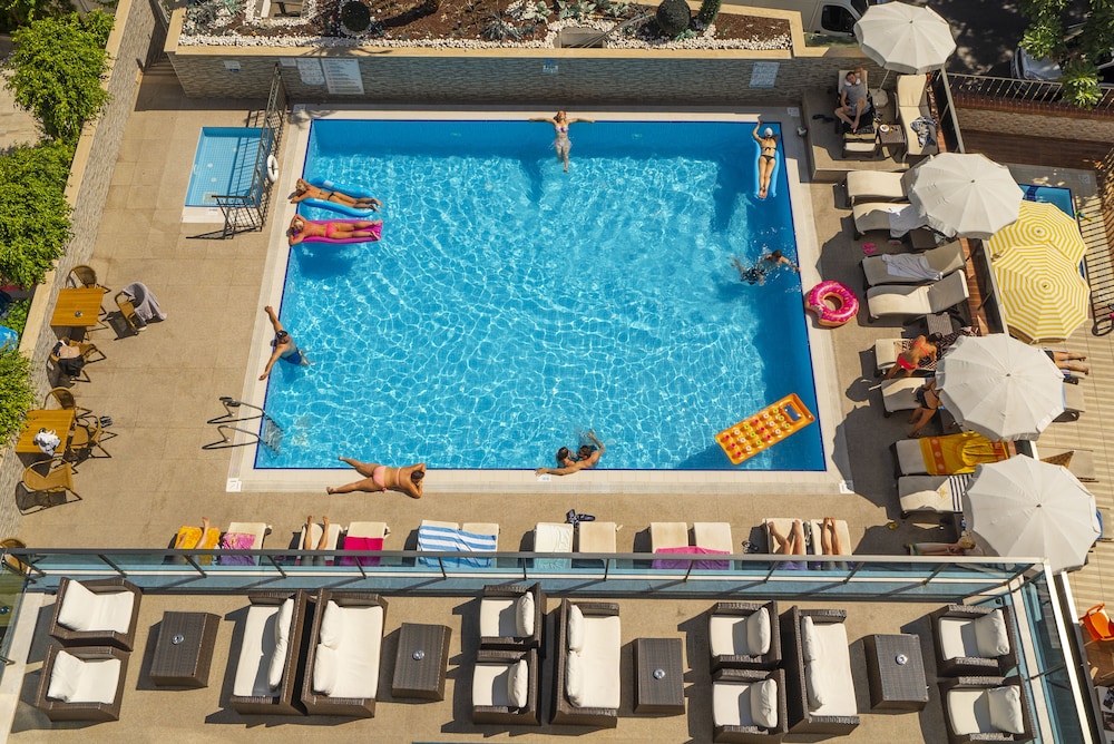 Kleopatra Life Hotel & SPA — Main photo in Alanya