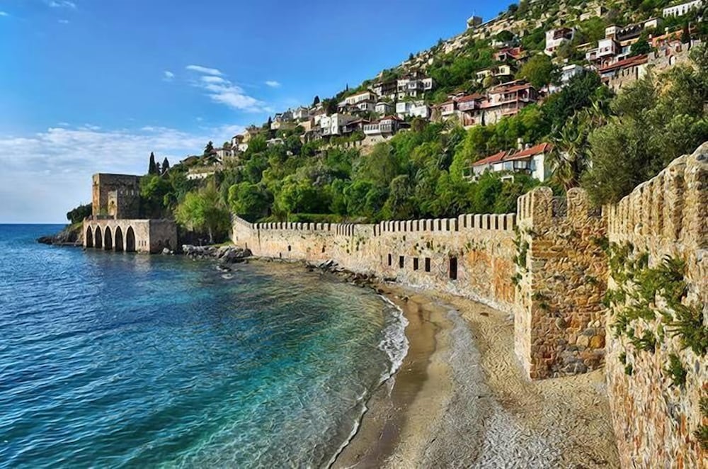 Kleopatra Life Hotel & SPA — Beach in Alanya