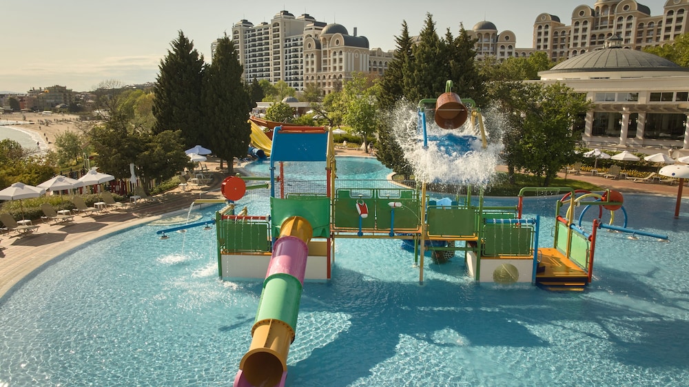Alua Sunny Beach Resort & Spa - Hyatt Inclusive Collection — Pool in Sunny Beach, Burgas Region