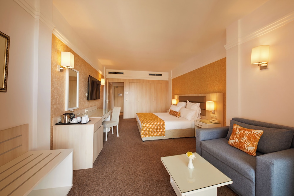 Alua Sunny Beach Resort & Spa - Hyatt Inclusive Collection — Rooms in Sunny Beach, Burgas Region