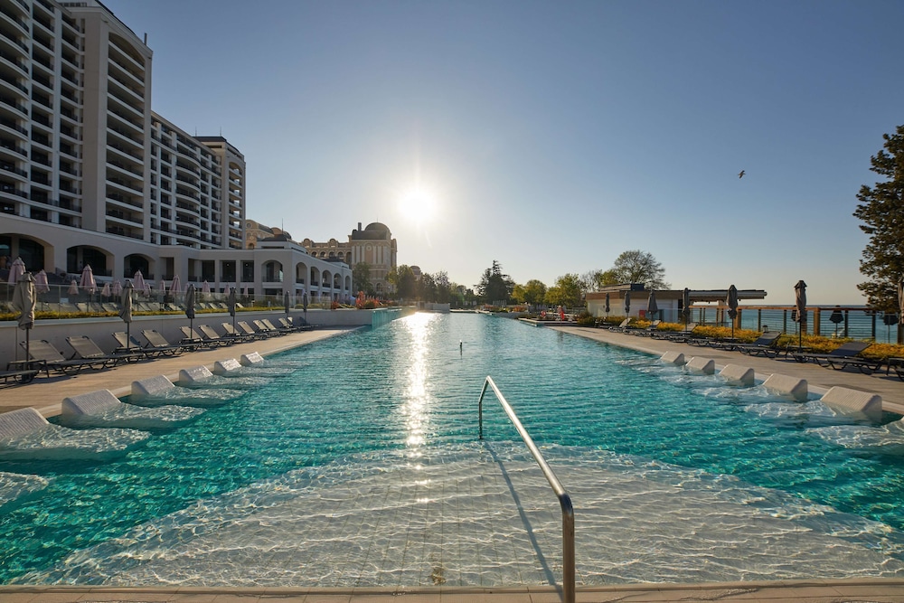 Secrets Sunny Beach Resort & Spa- All Inclusive - Adults Only - Hyatt Inclusive Collection — Swimming pool in Sunny Beach, Burgas Region
