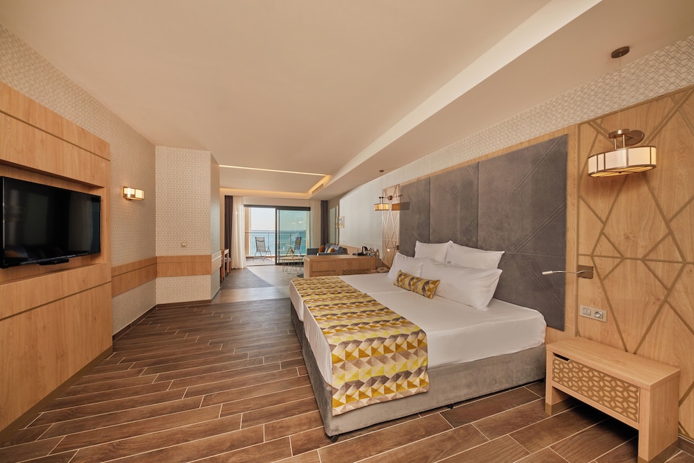 Secrets Sunny Beach Resort & Spa- All Inclusive - Adults Only - Hyatt Inclusive Collection — Hotel rooms in Sunny Beach, Burgas Region