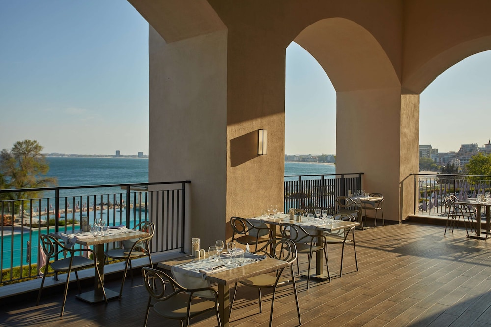 Secrets Sunny Beach Resort & Spa- All Inclusive - Adults Only - Hyatt Inclusive Collection — Restaurant & bars in Sunny Beach, Burgas Region