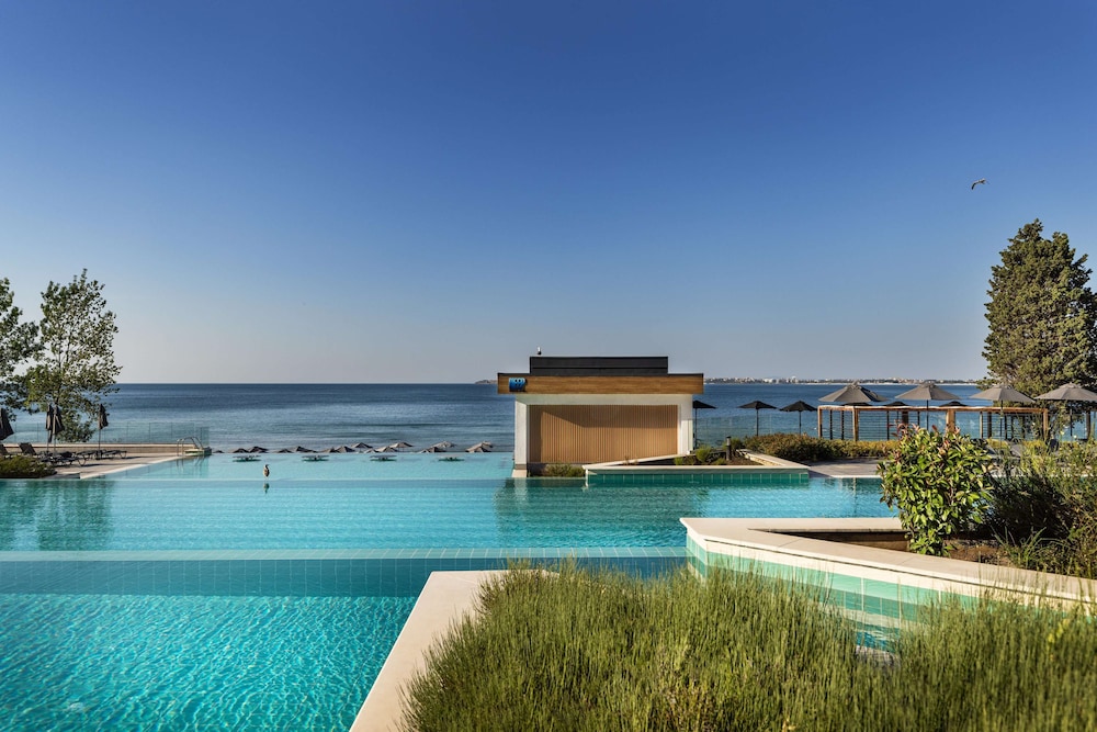 Secrets Sunny Beach Resort & Spa- All Inclusive - Adults Only - Hyatt Inclusive Collection — Swimming pool in Sunny Beach, Burgas Region