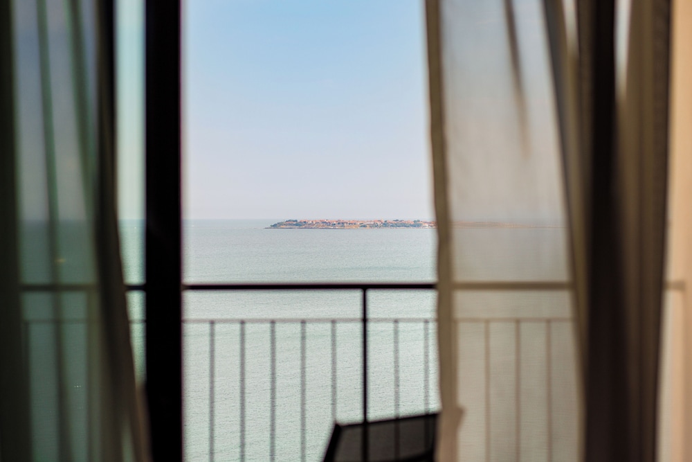 Secrets Sunny Beach Resort & Spa- All Inclusive - Adults Only - Hyatt Inclusive Collection — Hotel rooms in Sunny Beach, Burgas Region