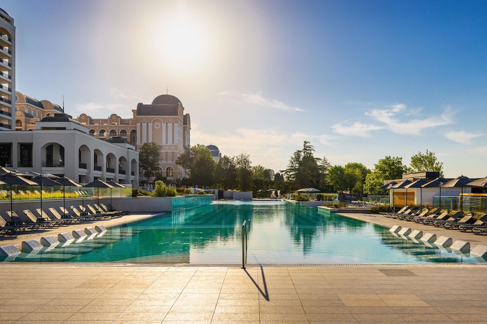 Secrets Sunny Beach Resort & Spa- All Inclusive - Adults Only - Hyatt Inclusive Collection — Swimming pool in Sunny Beach, Burgas Region